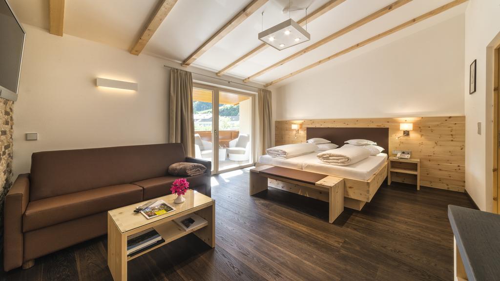 Hotel Bischofhof - Bistro Jasmin キウーザ 部屋 写真